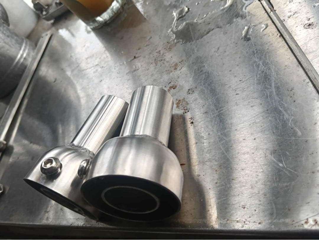 ［17〜22年式］レブル250のマフラーgemspeed製V2エンドバッフル付き