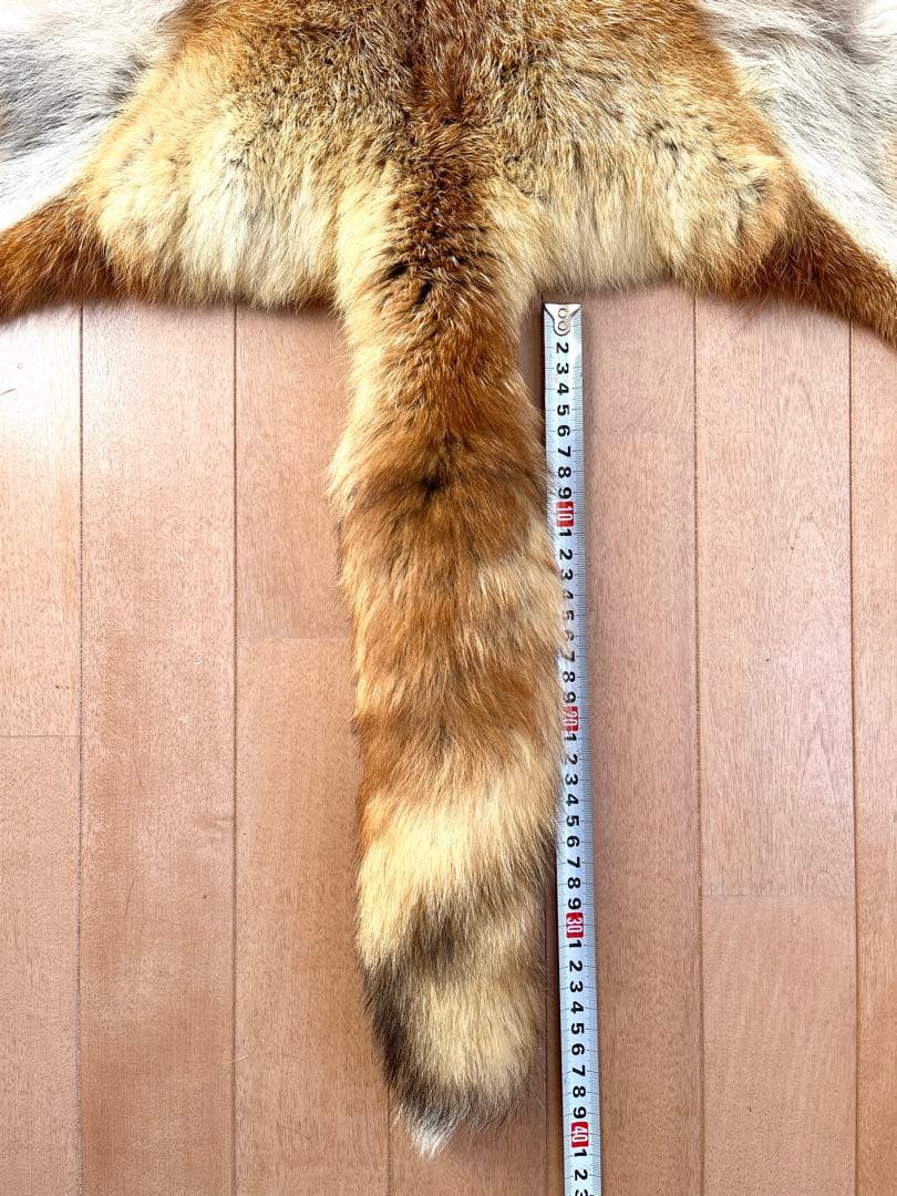 フォックス 毛皮 リアルファー A3 ★ ラグ　敷物　インテリア 狐　キャンプ