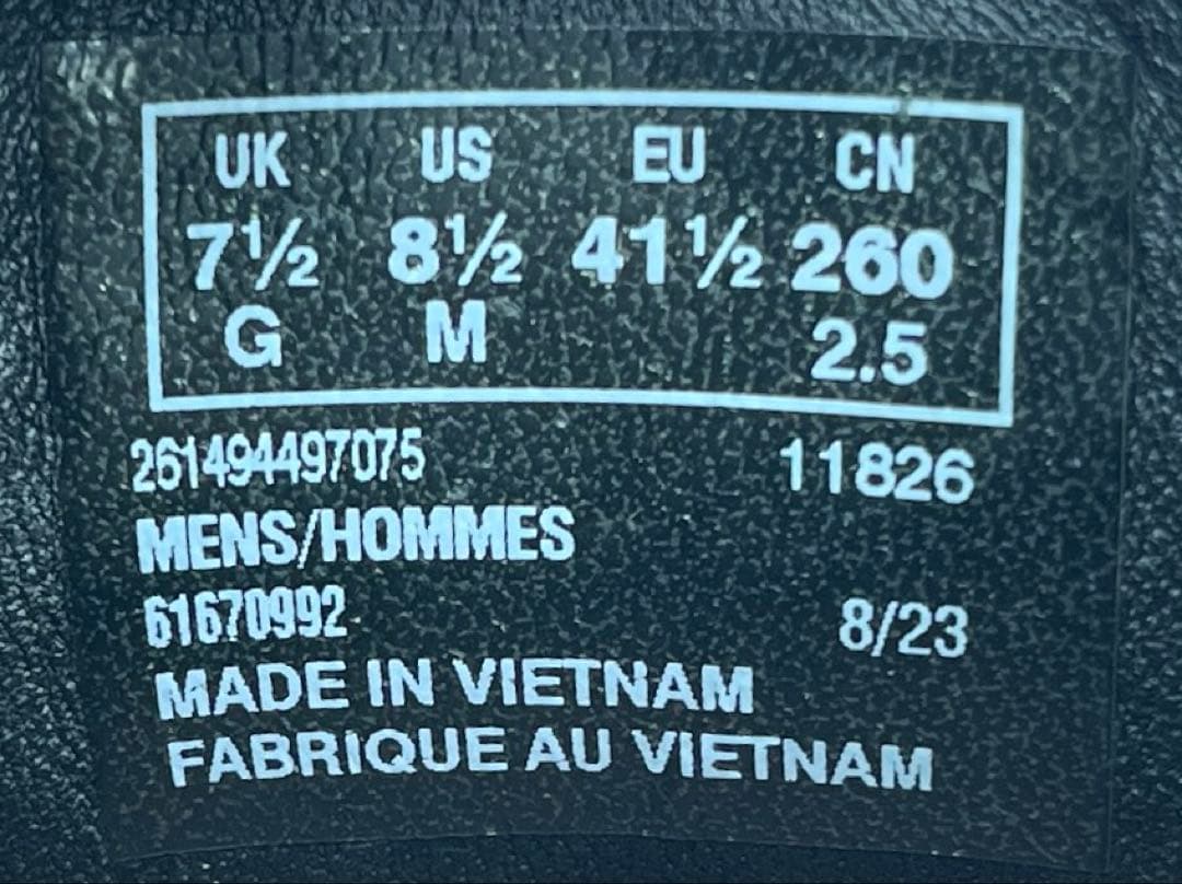 【美品】Clarks wallabee GORE-TEX 防水