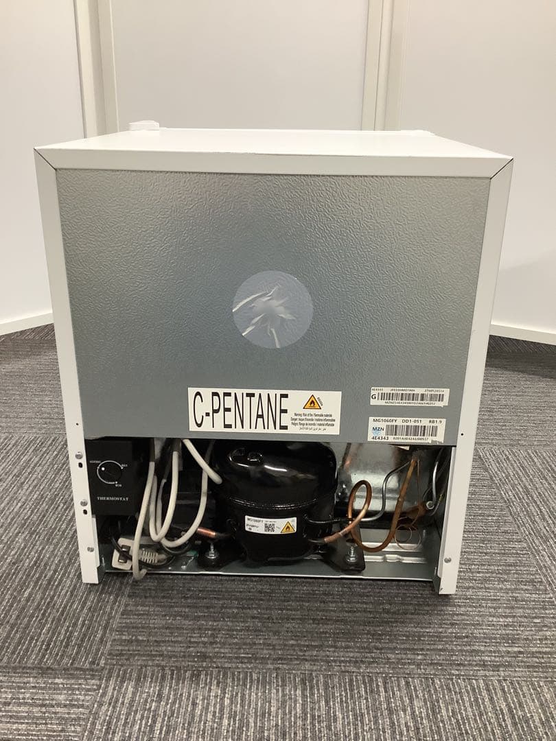 2024年製 1ドア冷凍庫 マクスゼン JF033HM01 33L