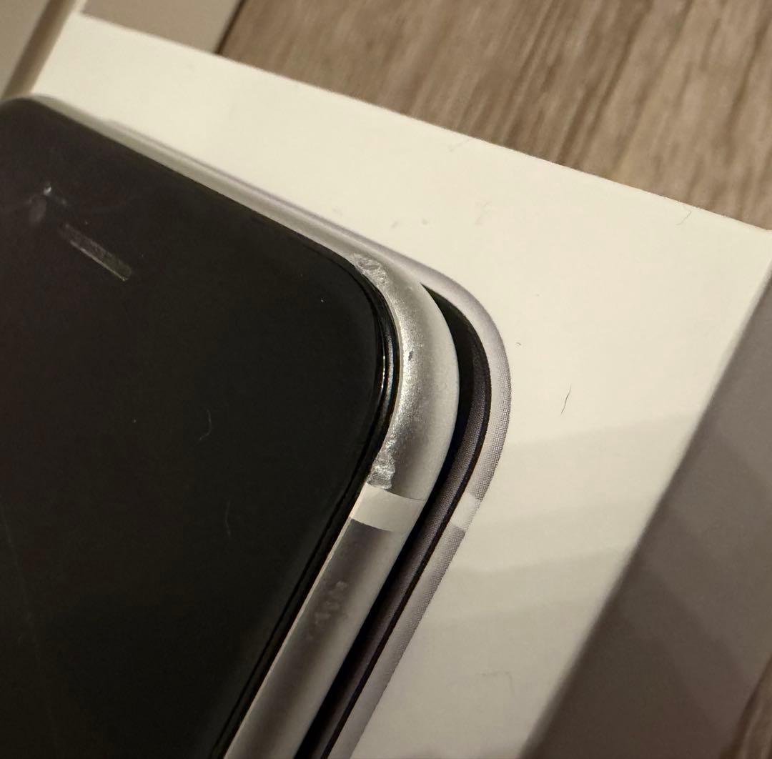【ジャンク】iPhone SE 第2世代　ホワイト　64GB