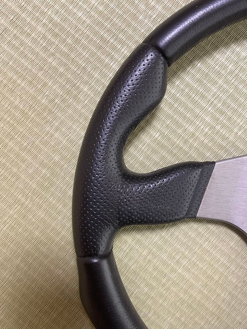 momo ステアリング RACE 35π