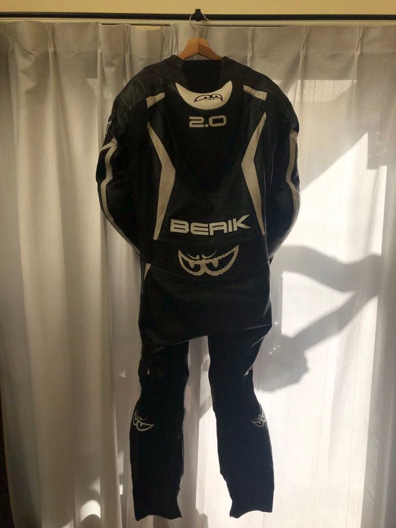 BERIK ベリック　MFJ公認レーシングスーツ 54サイズ　革ツナギ　つなぎ
