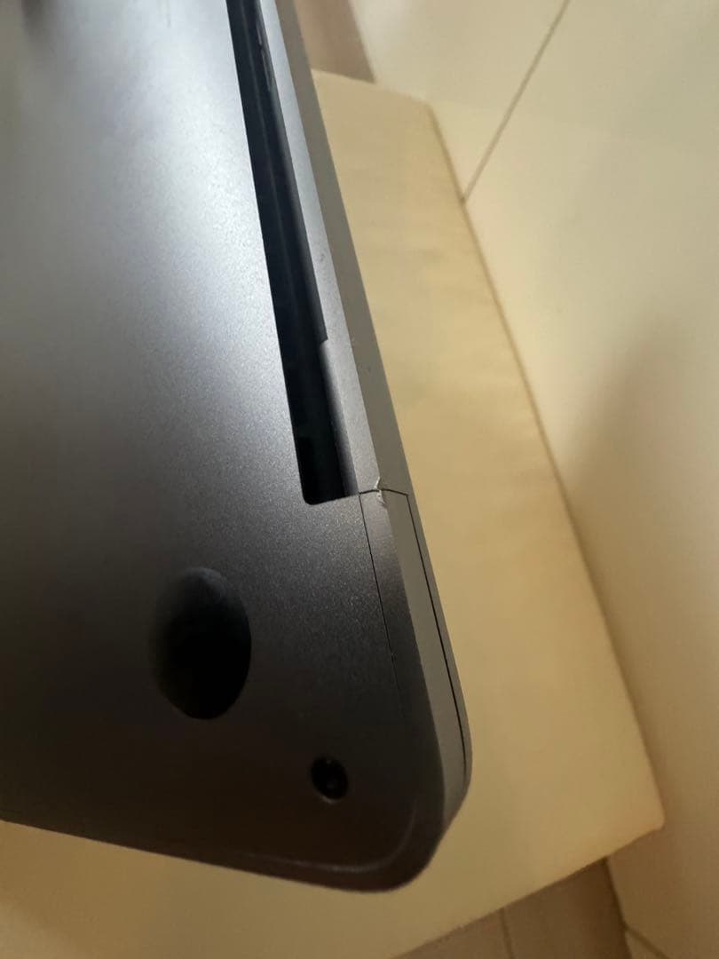 MacBook Pro 2020 13インチ i5 16GB 512GB