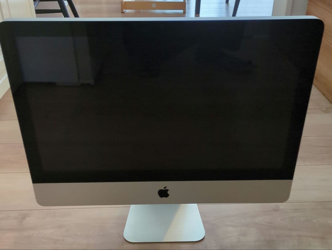 iMac (21.5-inch, Mid 2011) 本体