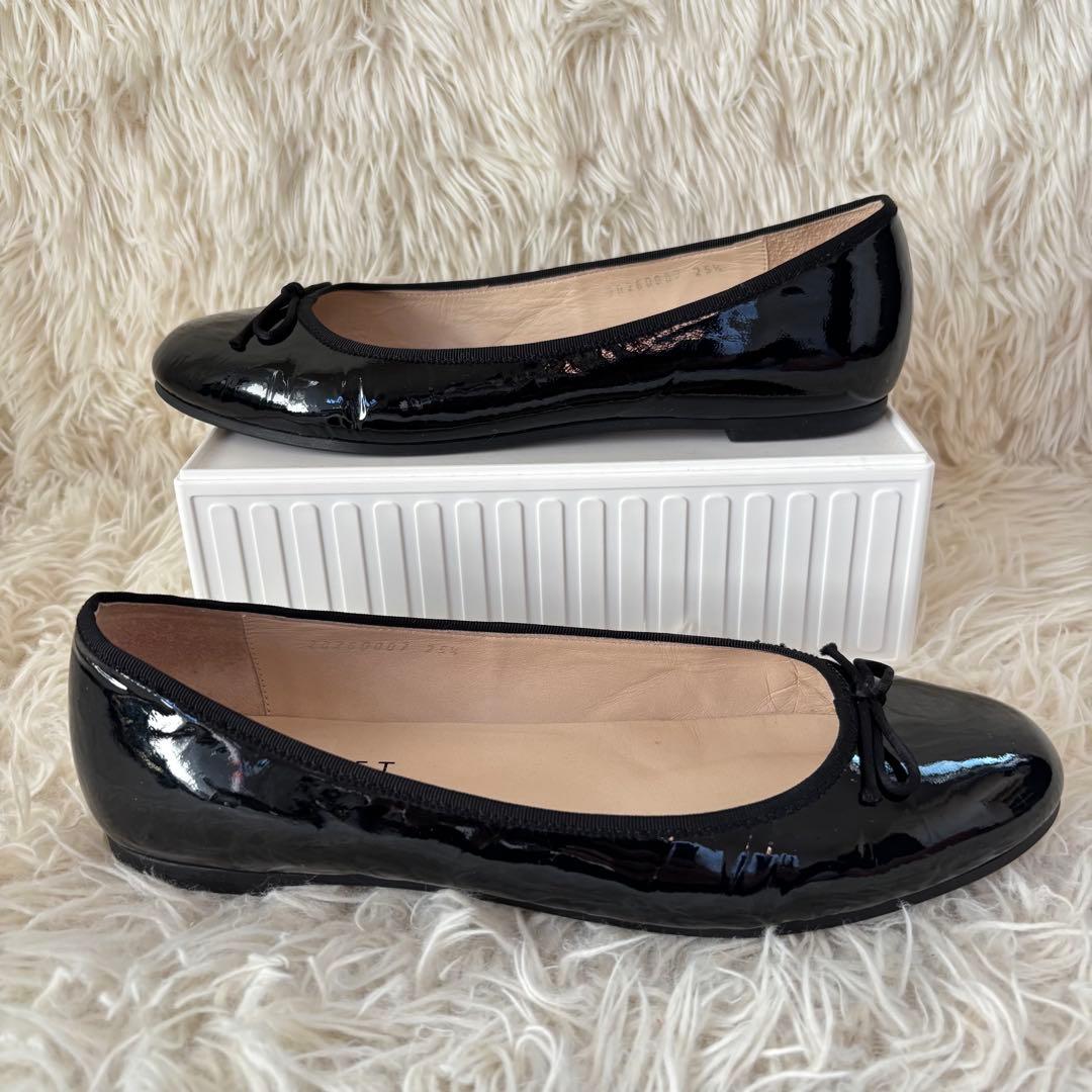 ✨マーガレットハウエル　パンプス バレエシューズ ブラック　エナメル　25.5