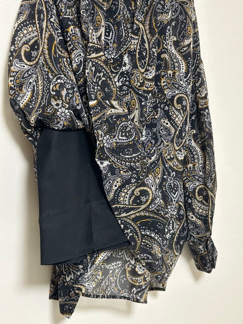 自由区　ペイズリー柄ボウタイブラウス ネイビー 38 キャミソール付き