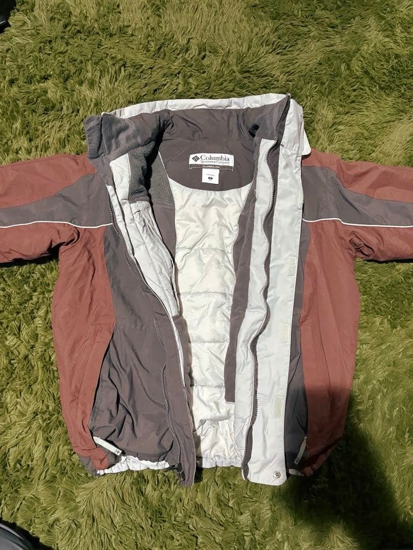 【即※】【Columbia】フード付き厚手ナイロンジャケット【コロンビア】