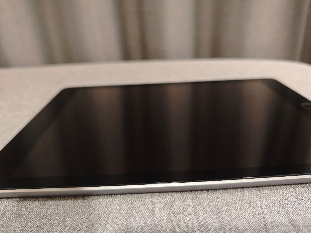 【美品】iPad本体 第6世代 128GB Wi-Fiモデル スペースグレー