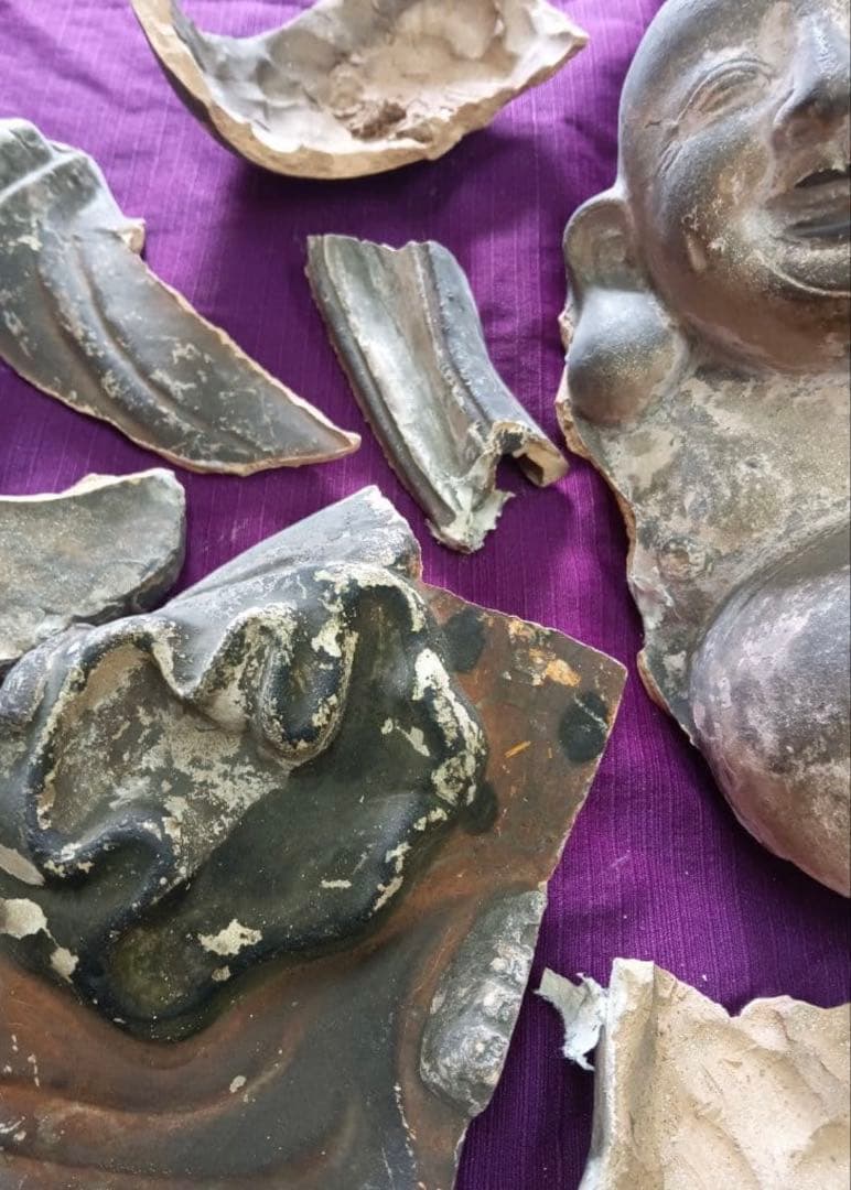 江戸時代中期〜後期　布袋様陶器破片残骸