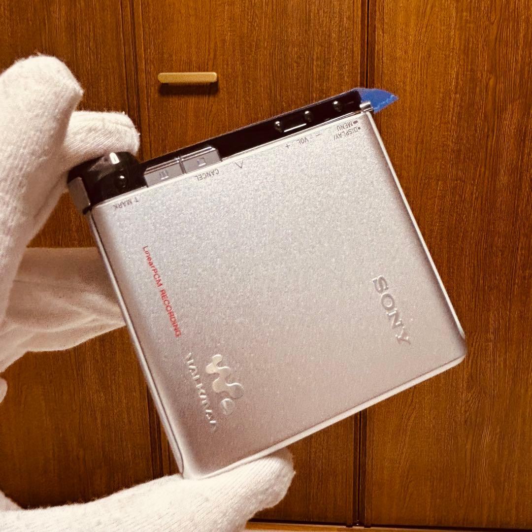 未使用品 SONY ソニー Hi-MD ウォークマン MZ-RH1