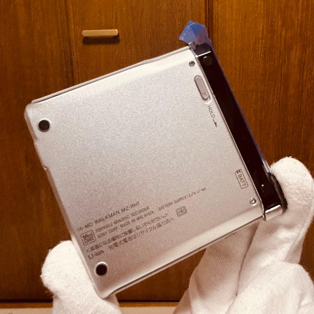 未使用品 SONY ソニー Hi-MD ウォークマン MZ-RH1