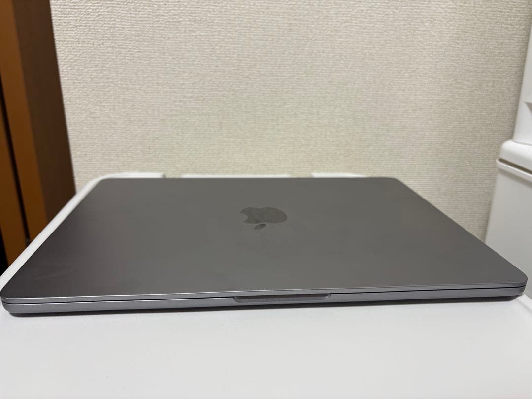 Apple MacBook M3スペースグレー 充電器、箱付き
