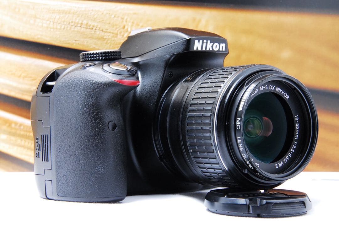 ニコン D3300 一眼レフカメラ スマホ転送 手ぶれ補正レンズ ガイドモード