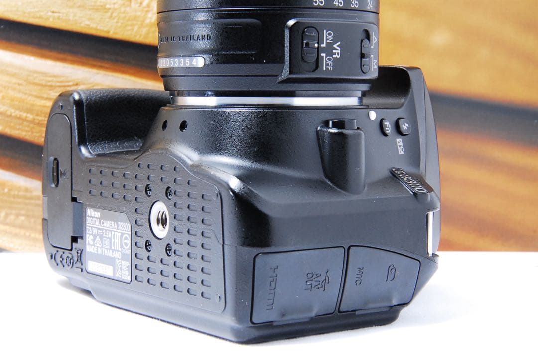 ニコン D3300 一眼レフカメラ スマホ転送 手ぶれ補正レンズ ガイドモード