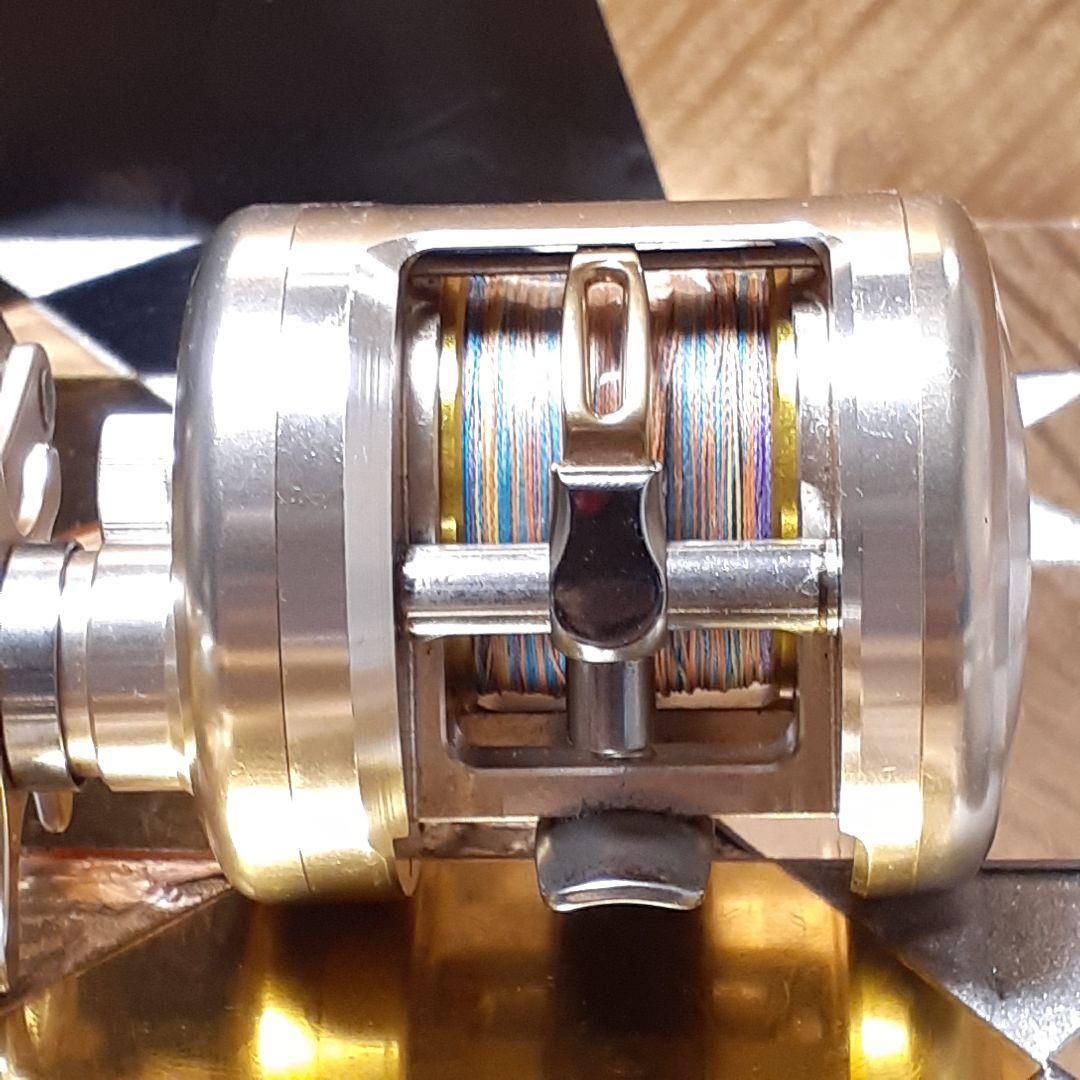 ダイワ ミリオネア CV-Z 250J ベイトリール 遠投カゴ釣り タイラバ