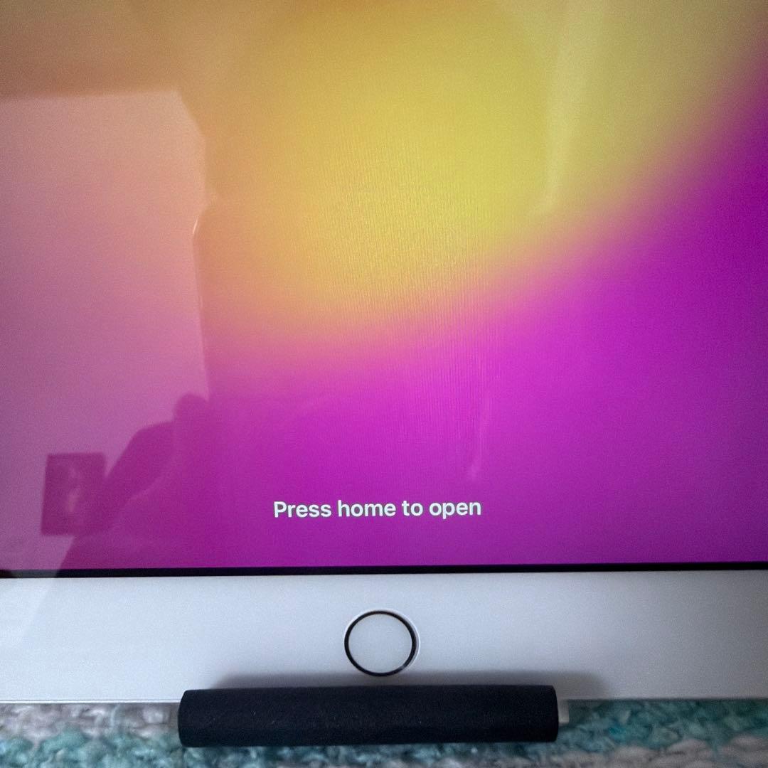 Apple iPad 第6世代 Wi-Fiモデル 容量32GB