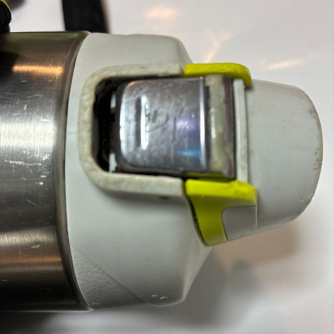 ハ*ル様 TIGER SAHARA 水筒&ポーチブラック・イエロー 1.0L 中