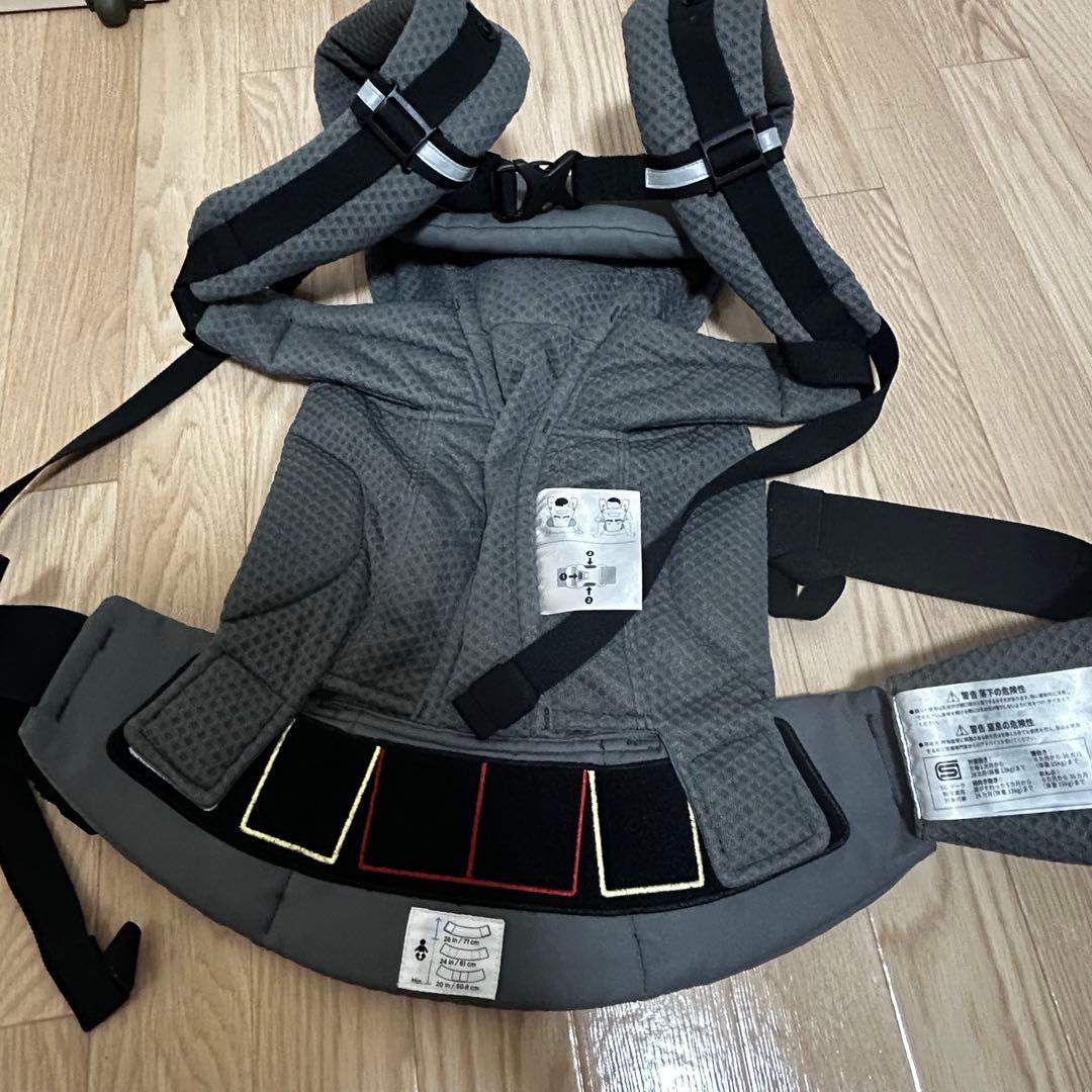 【美品】Ergobaby エルゴベビー オムニブリーズ グラファイトグレー