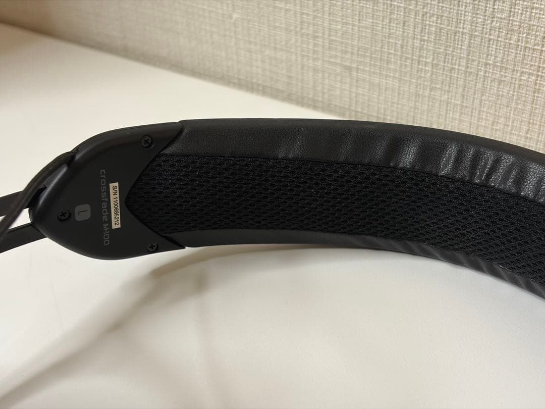 V-MODA Crossfade M-100 ヘッドホン ケース付 動作ok