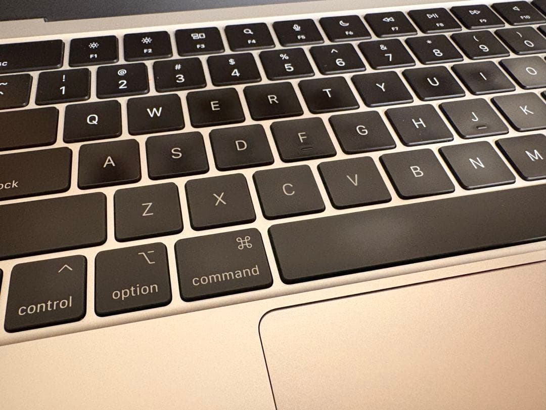 Macbook Air M2 16GB 512GB USキーボード