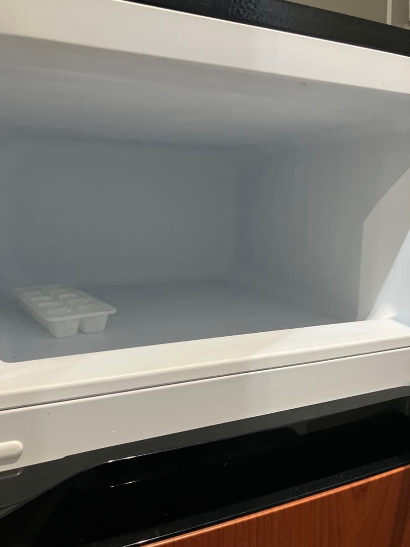 【2020年製】アイリスオーヤマ 冷凍冷蔵庫 87L 木目調　送料込み