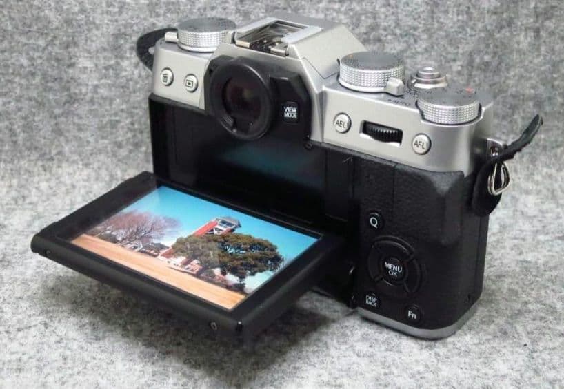 FUJIFILM X-T10 標準ズームレンズキット