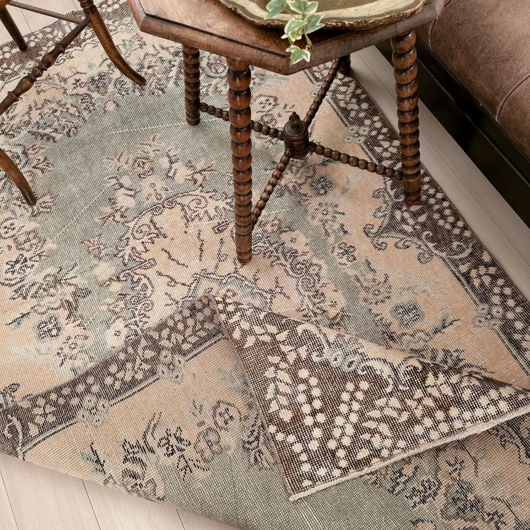 トルコ ヴィンテージラグ A111 定番 ベージュ セージグリーン ブラウン