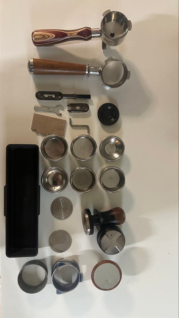 イタリア　【変圧器とグラインダー付き】Breville Barista