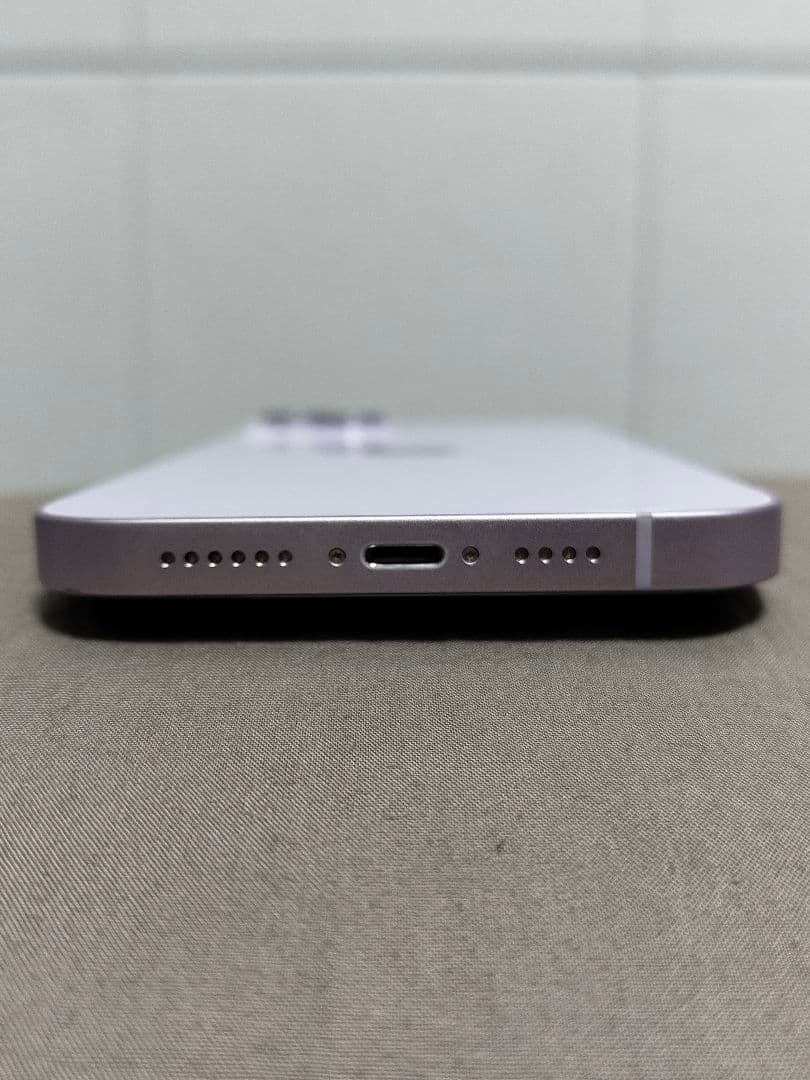 美品！おまけ多数 香港版 デュアルSIM Apple iPhone14Plus