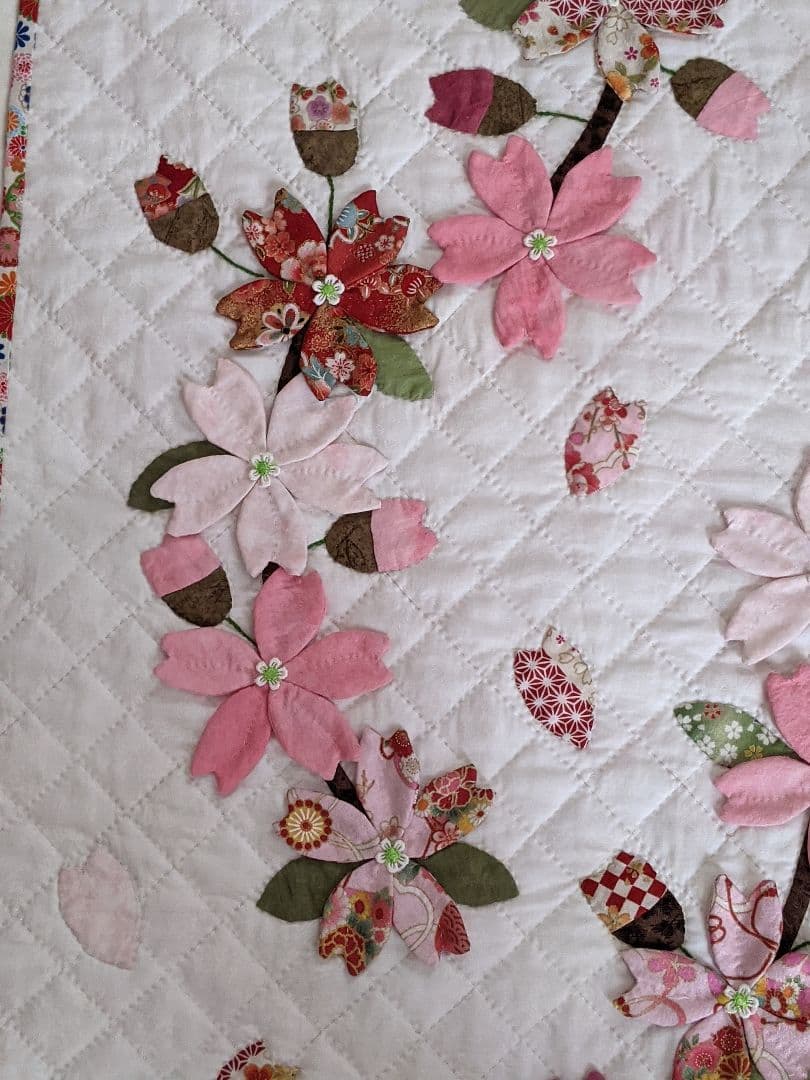 しだれ桜　パッチワークキルト　タペストリー