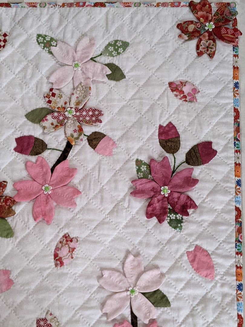 しだれ桜　パッチワークキルト　タペストリー