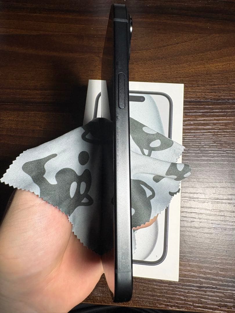 Apple iPhone15 SIMフリー ブラック128gb