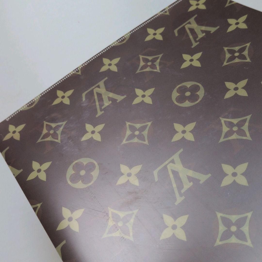 LouisVuitton ルイヴィトン クリアファイル モノグラムチェリー