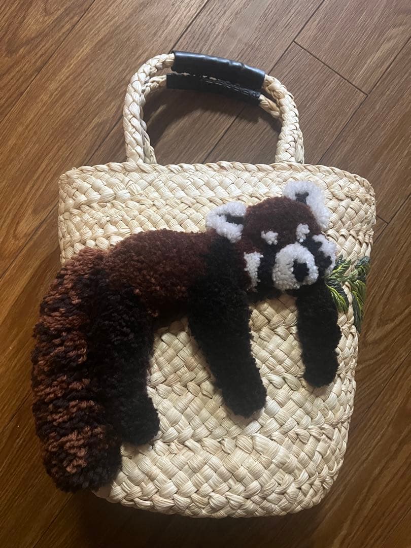 ear PAPILLONNER キャラカゴバック