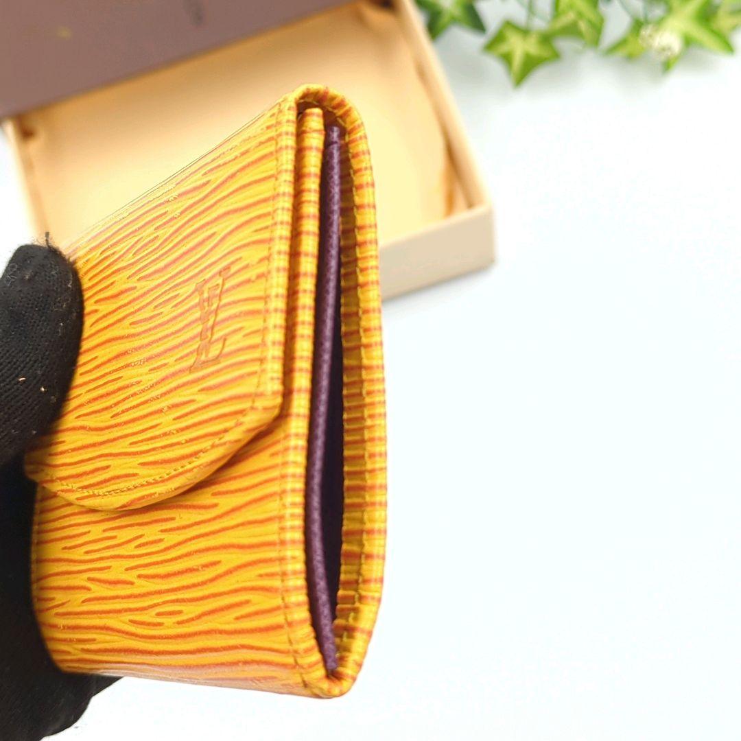 Louis Vuitton 　エピレザー 　名刺入れ　パスケース