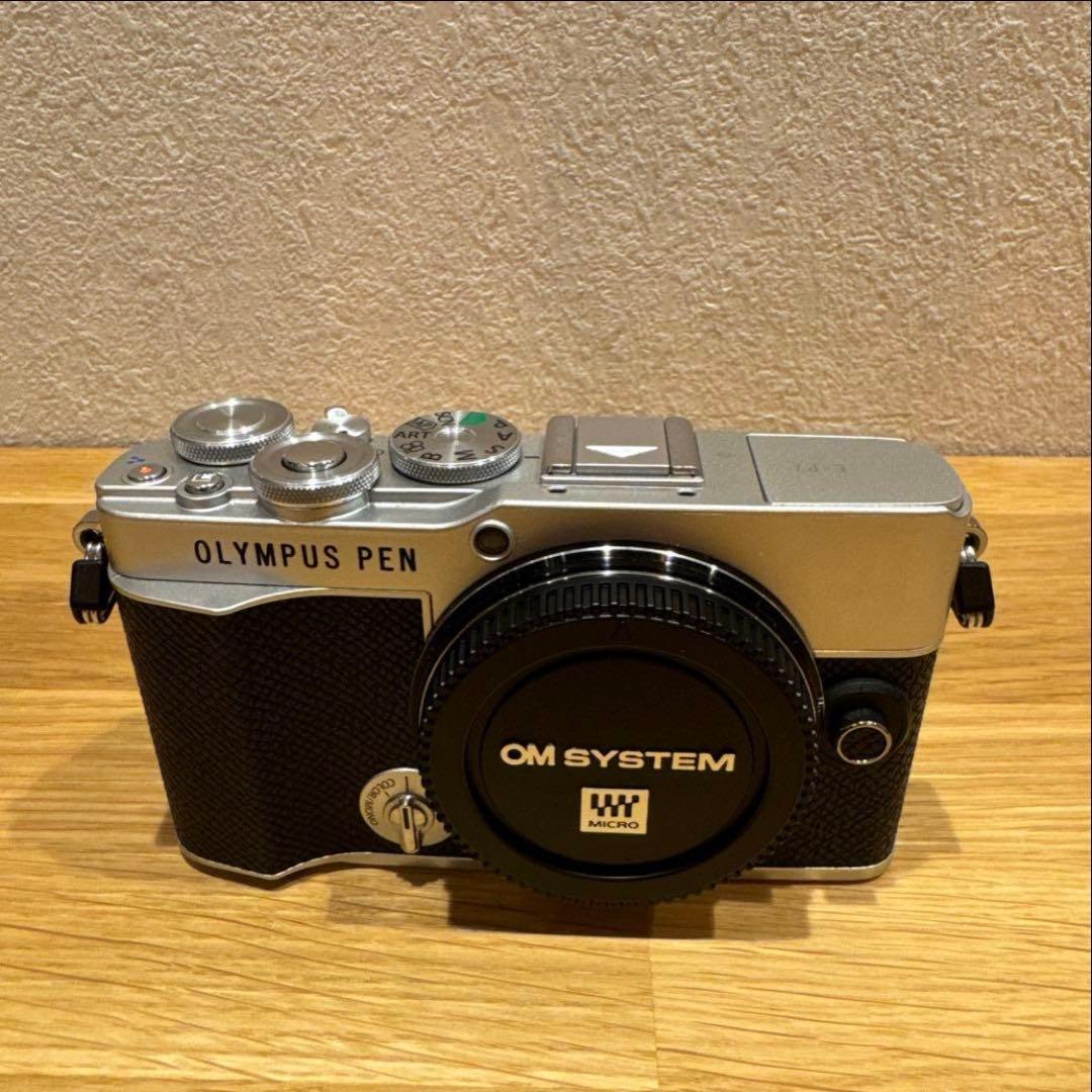 新品未使用 OLYMPUS PEN E-P7 EZ ダブルズームキット シルバー