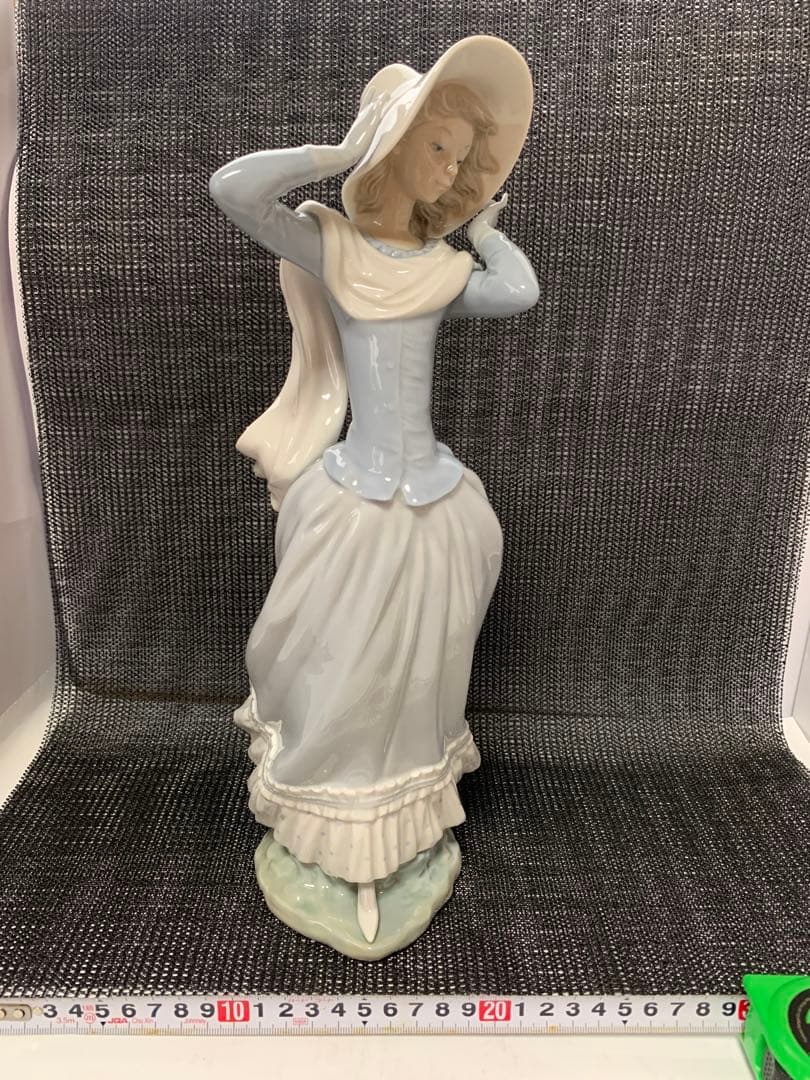 美品 LLADRO リヤドロ 「春のそよ風」SPRING BREEZE