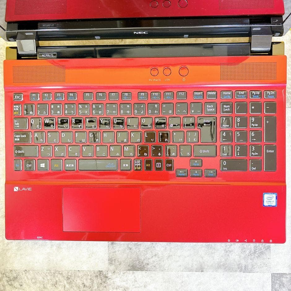 きれいな赤❣ⅰ7✨新品SSD512GB✨ブルーレイ フルHD Win11カメラ付