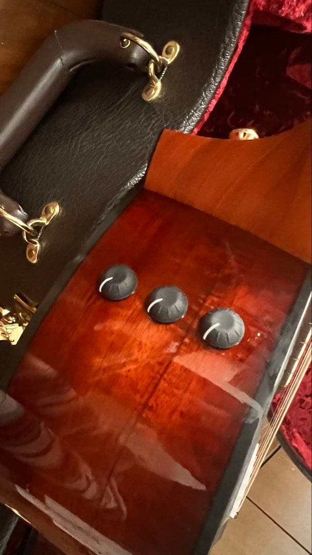 美品　Taylor（テイラー）224ce Koa DLX