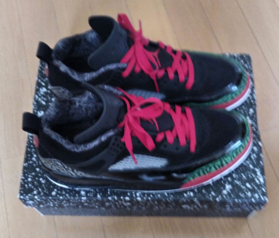 ナイキ　ジョーダン　スパイジークlow