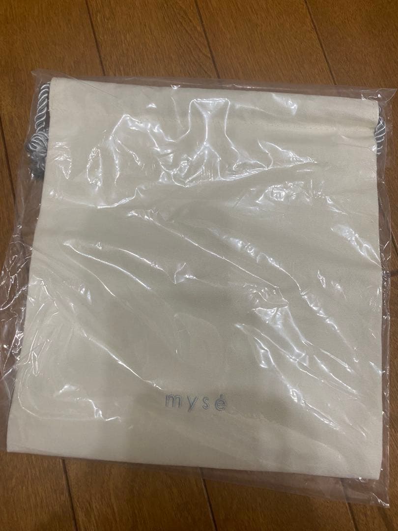 美品☆購入したばかり！新品未使用 myse(ミーゼ)ディープコア説明書ポーチ付き