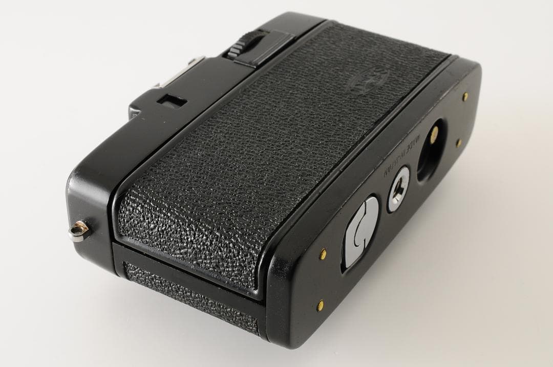 オリンパス Olympus PEN W ブラック フィルムカメラ #331