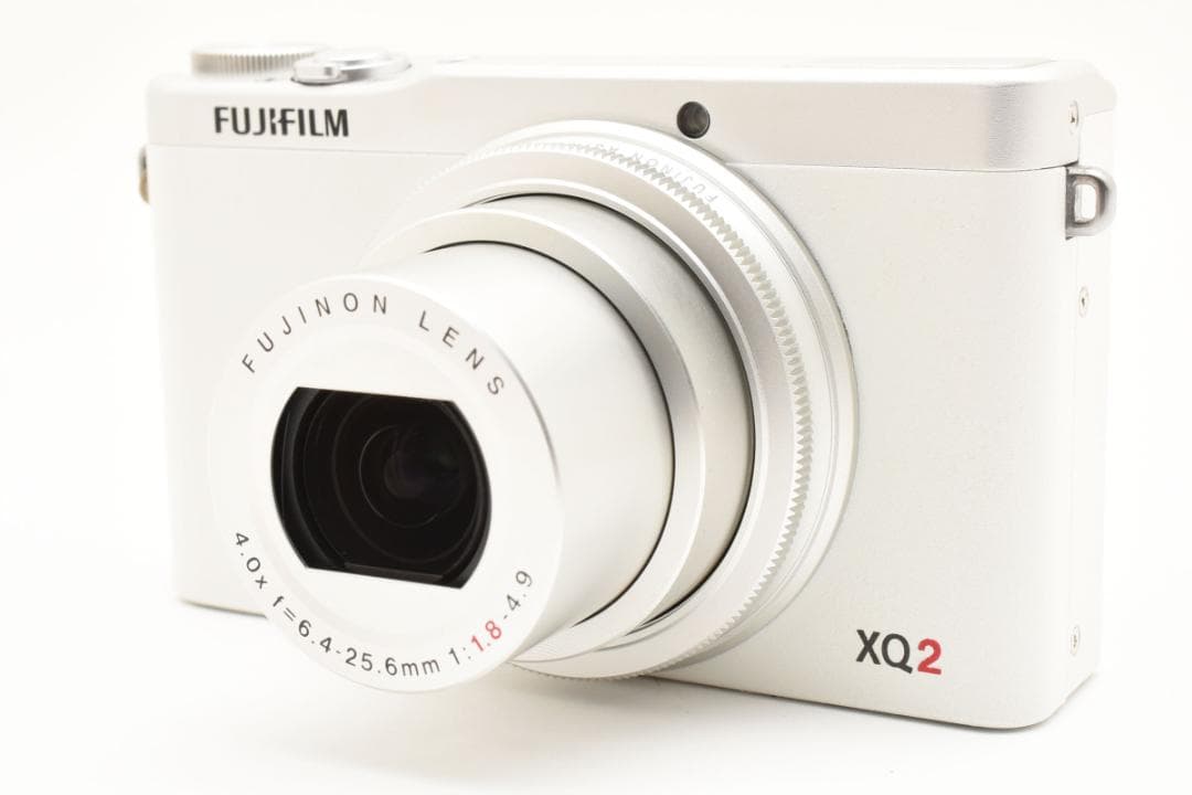 Fujifilm XQ2 ホワイト コンパクトデジタルカメラ