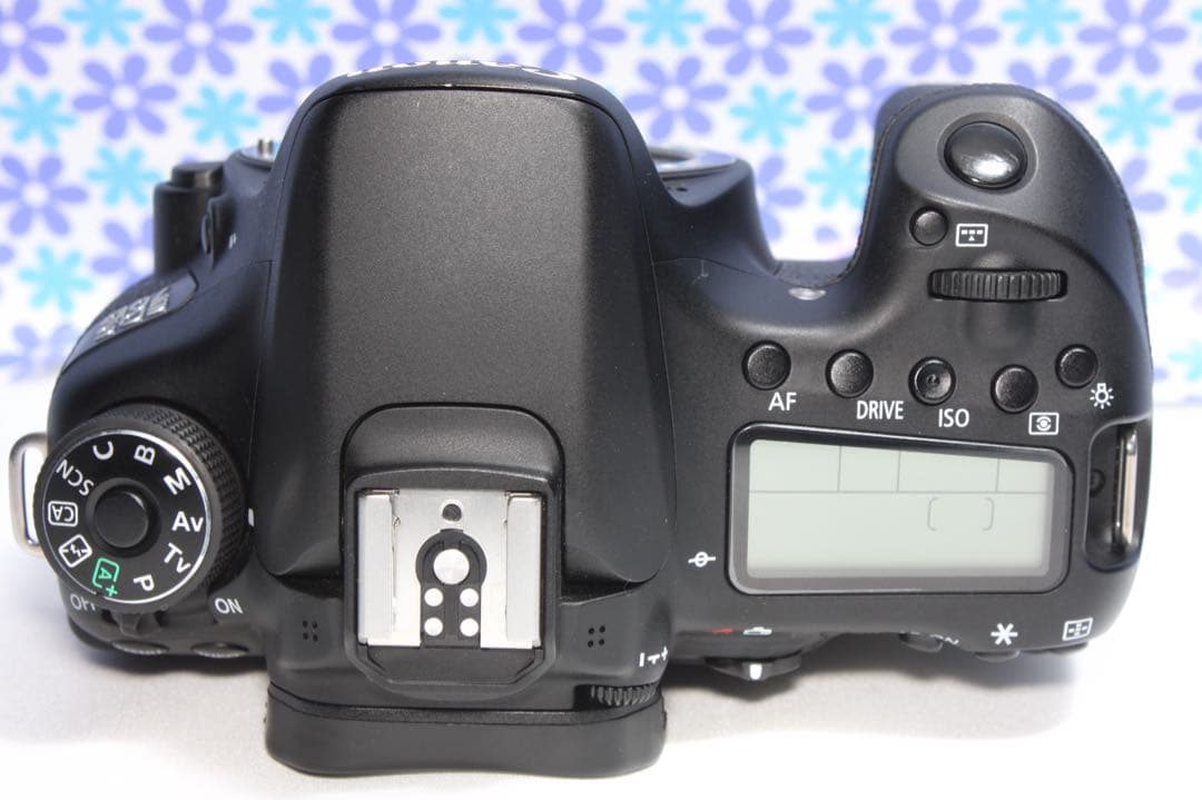 Wi-Fi内蔵❤Canon EOS 70D❤️️高画質❤️動画撮影❤おすすめカメラ❤️