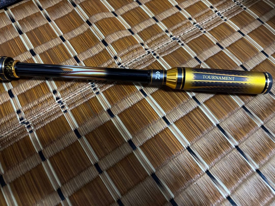 【極美品】ダイワ　24 トーナメント　MH-53