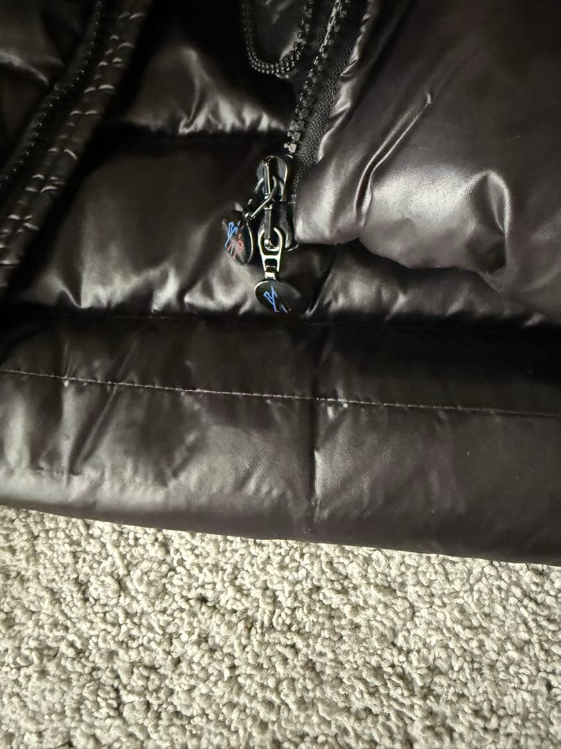 MONCLER ダウンジャケット 黒サイズ3