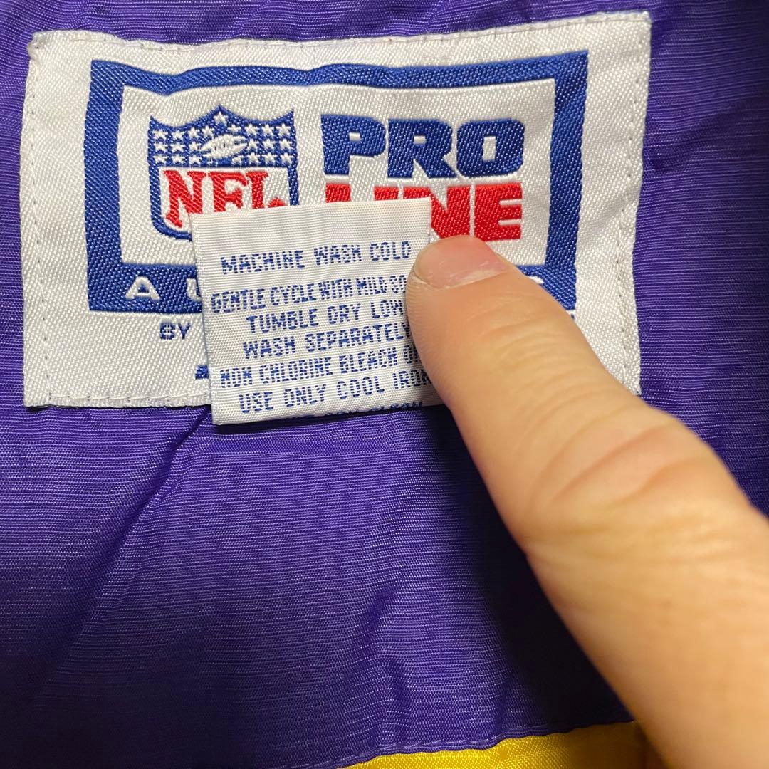 NFL VIKINGS ハーフジップ　ジャンパー　冬物　刺繍　パープル　古着　L