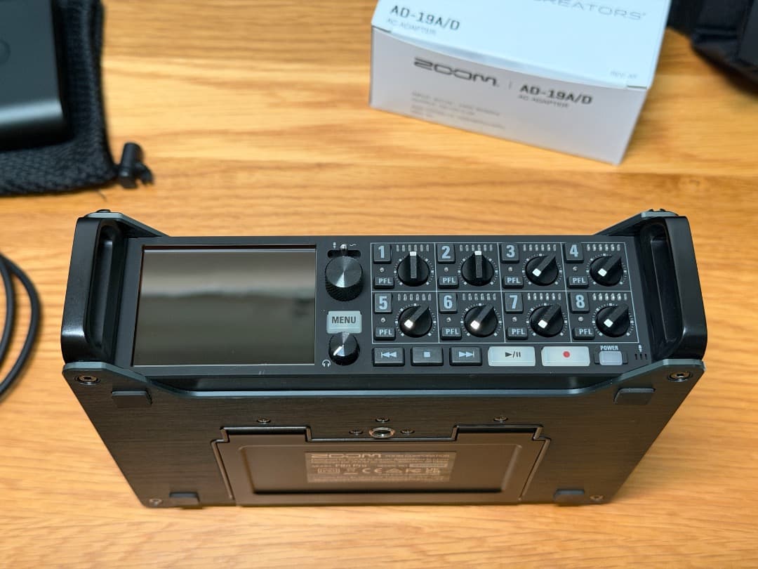 ZOOM F8n Pro 極美品フルセット＋PCF-8nケース ＆ハードケース付