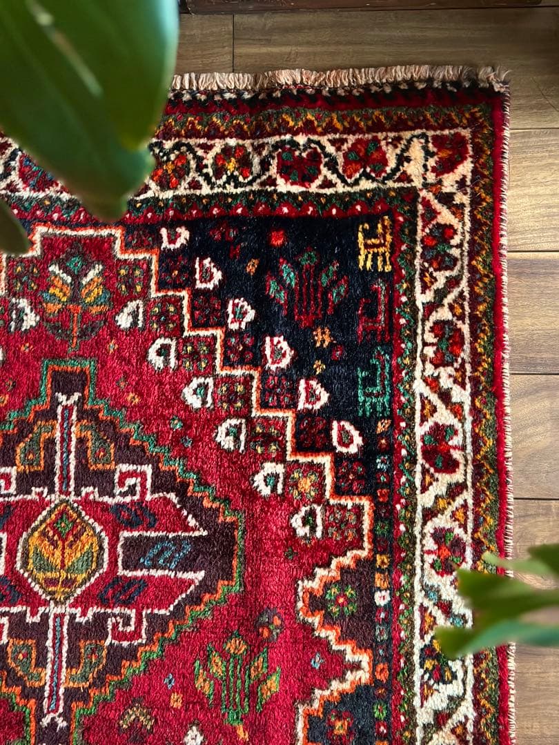 トライバルラグ　ヴィンテージラグ　ペルシャ絨毯　カシュガイ族　プリミティブアート